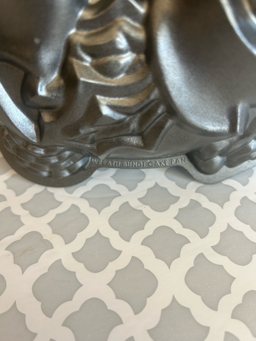 Nordic Ware Wreath Bundt Pan - Picture 3 of 4